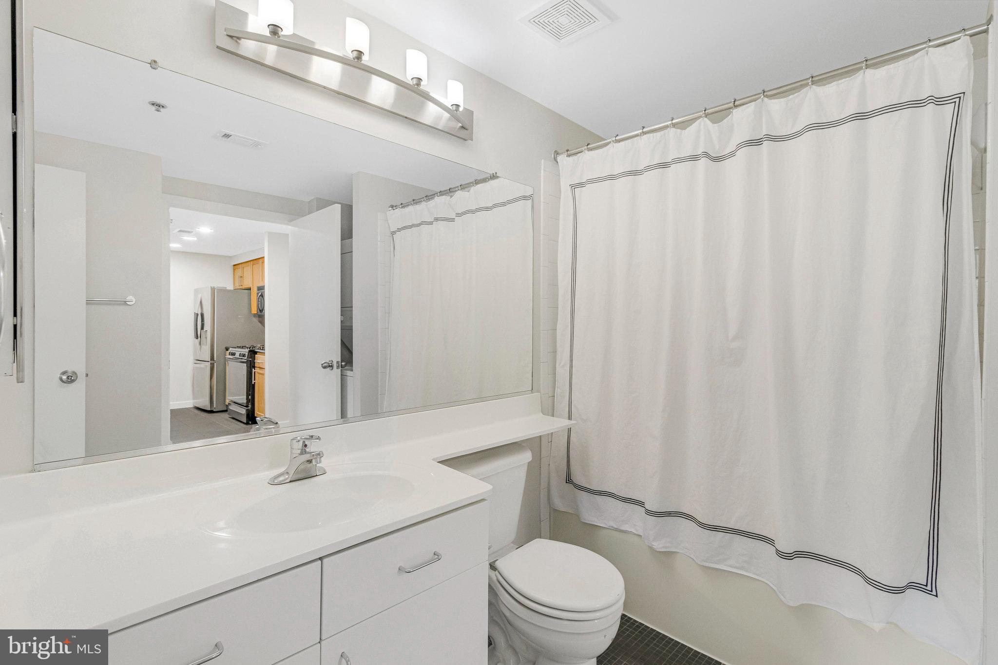 3883 Connecticut Ave NW #303