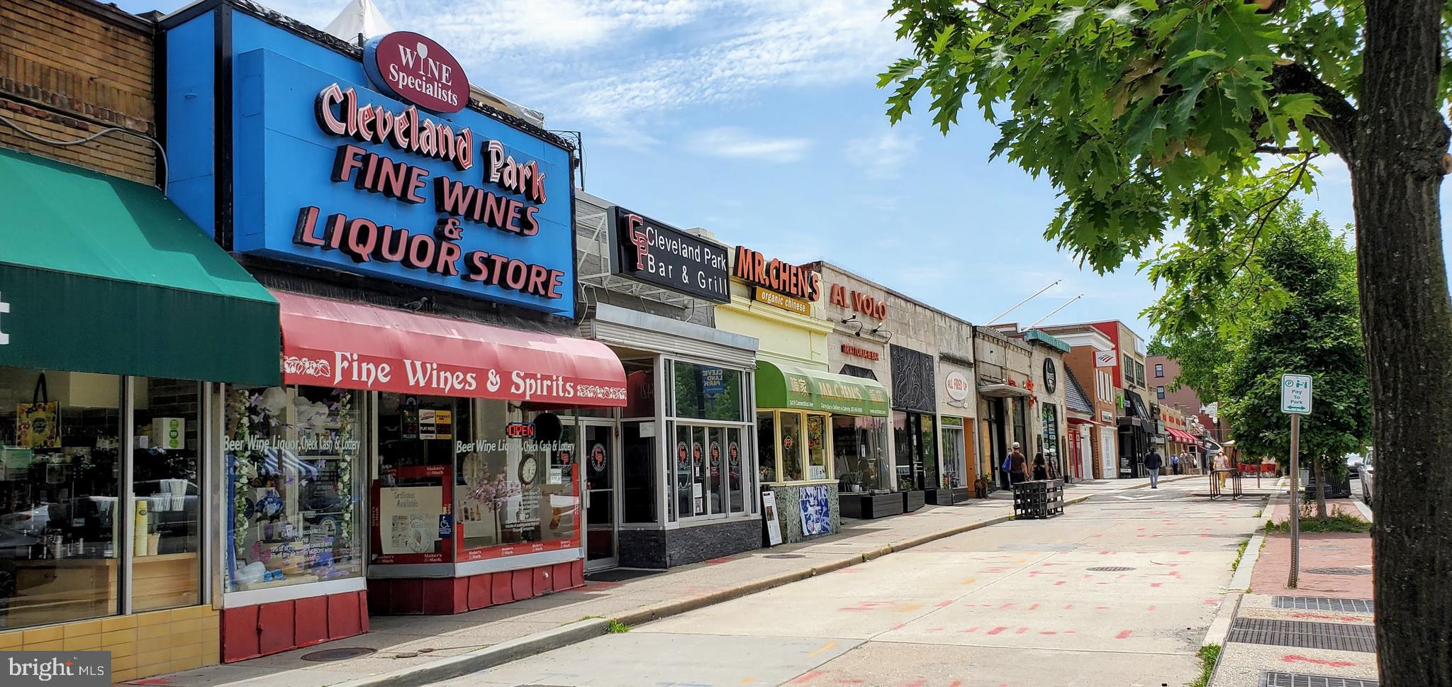 3883 Connecticut Ave NW #303