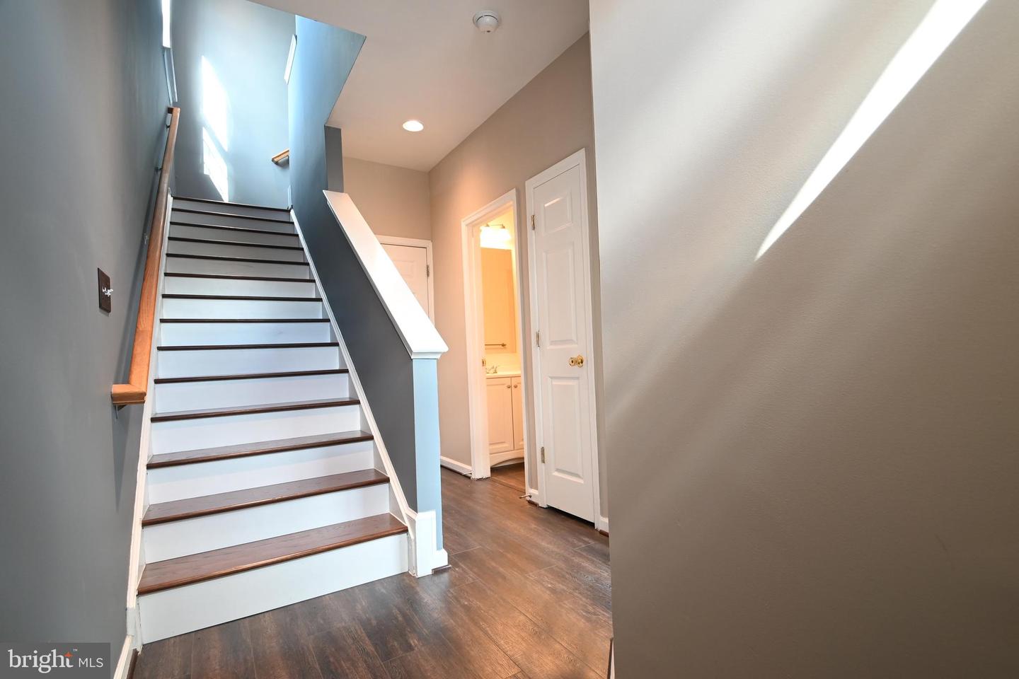 4289 S CAPITOL ST SW