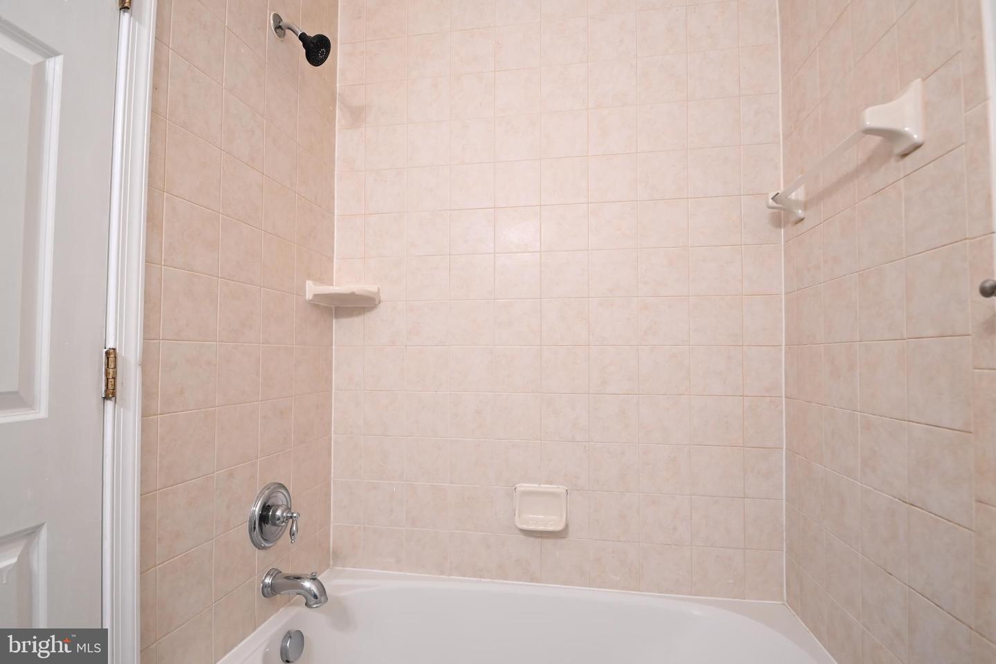 4289 S CAPITOL ST SW