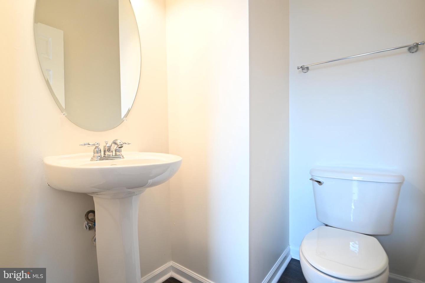 4289 S CAPITOL ST SW