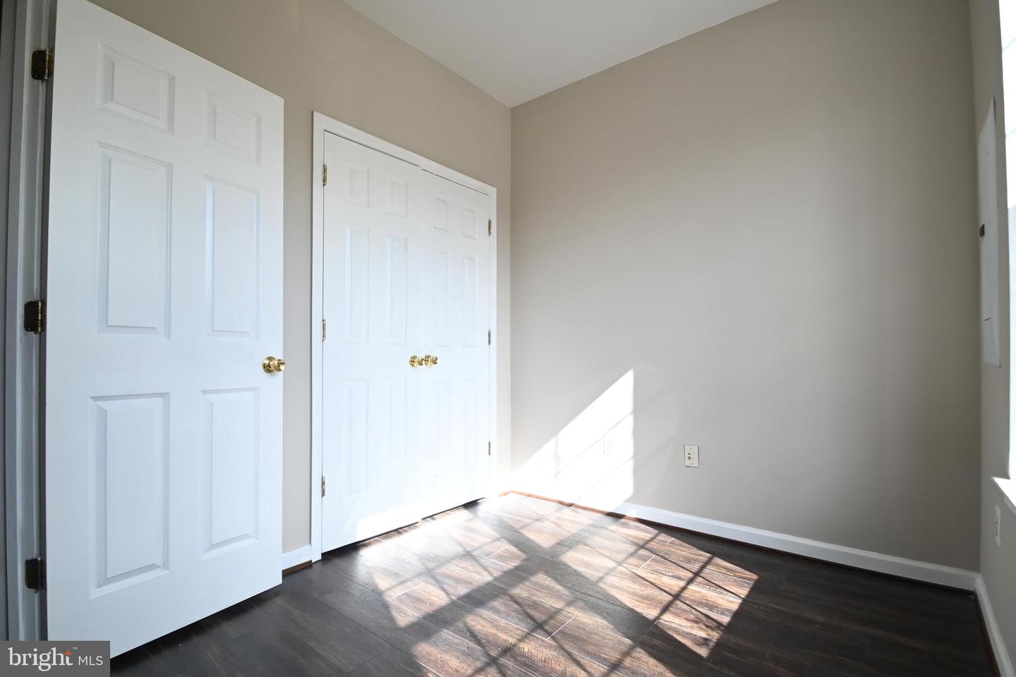 4289 S CAPITOL ST SW