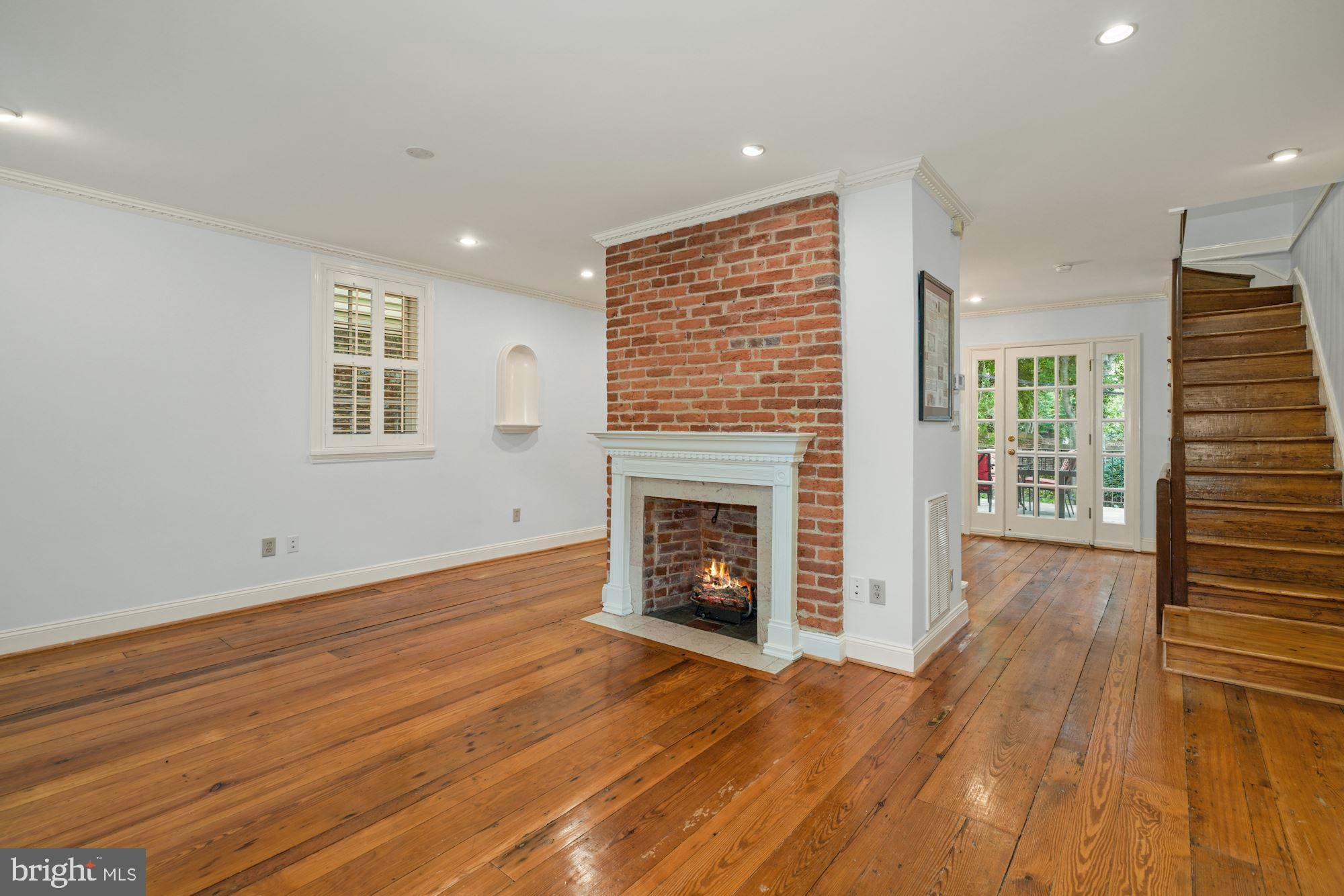 1241 30TH STREET NW