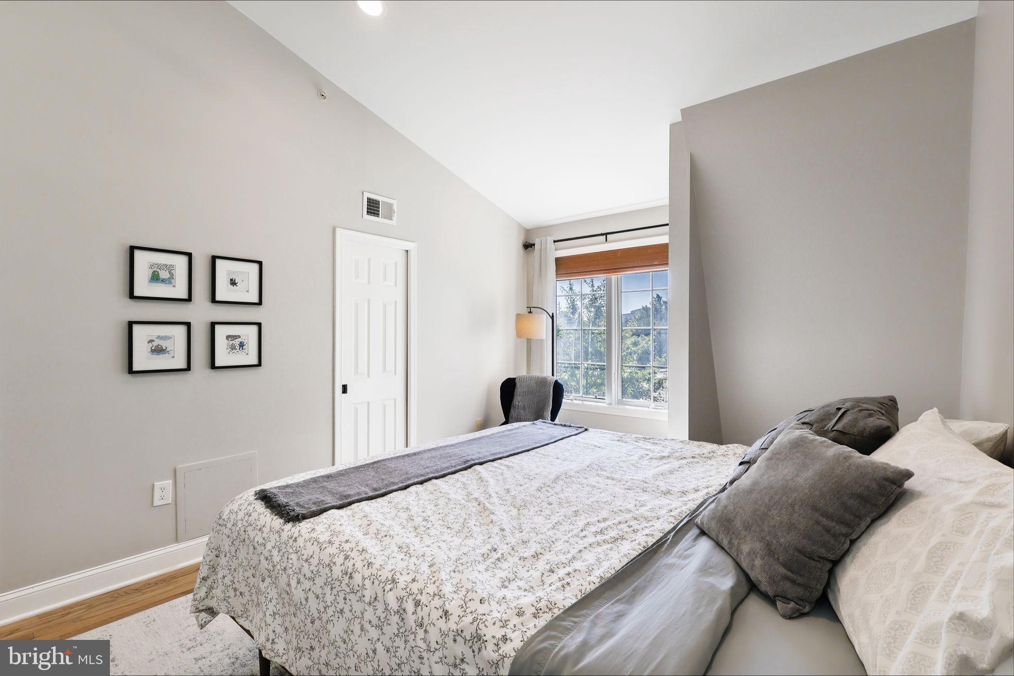 435 RHODE ISLAND AVENUE NW