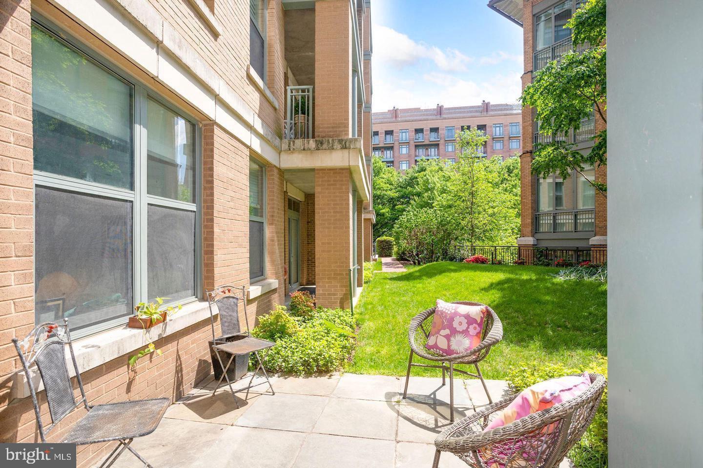 2425 L STREET NW 230