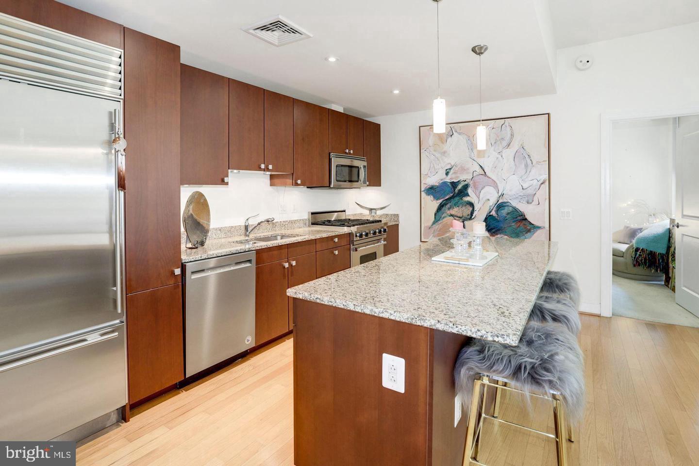 2425 L STREET NW 230