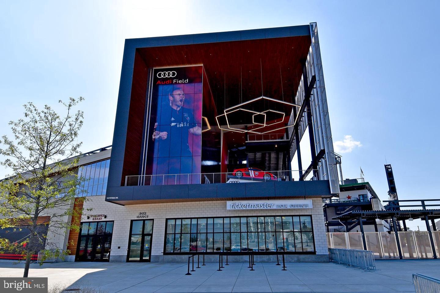 1301 DELAWARE AVENUE SW N616