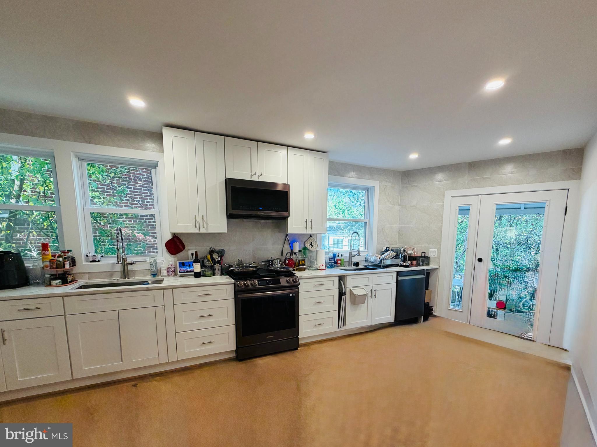 2211 OBSERVATORY PLACE NW