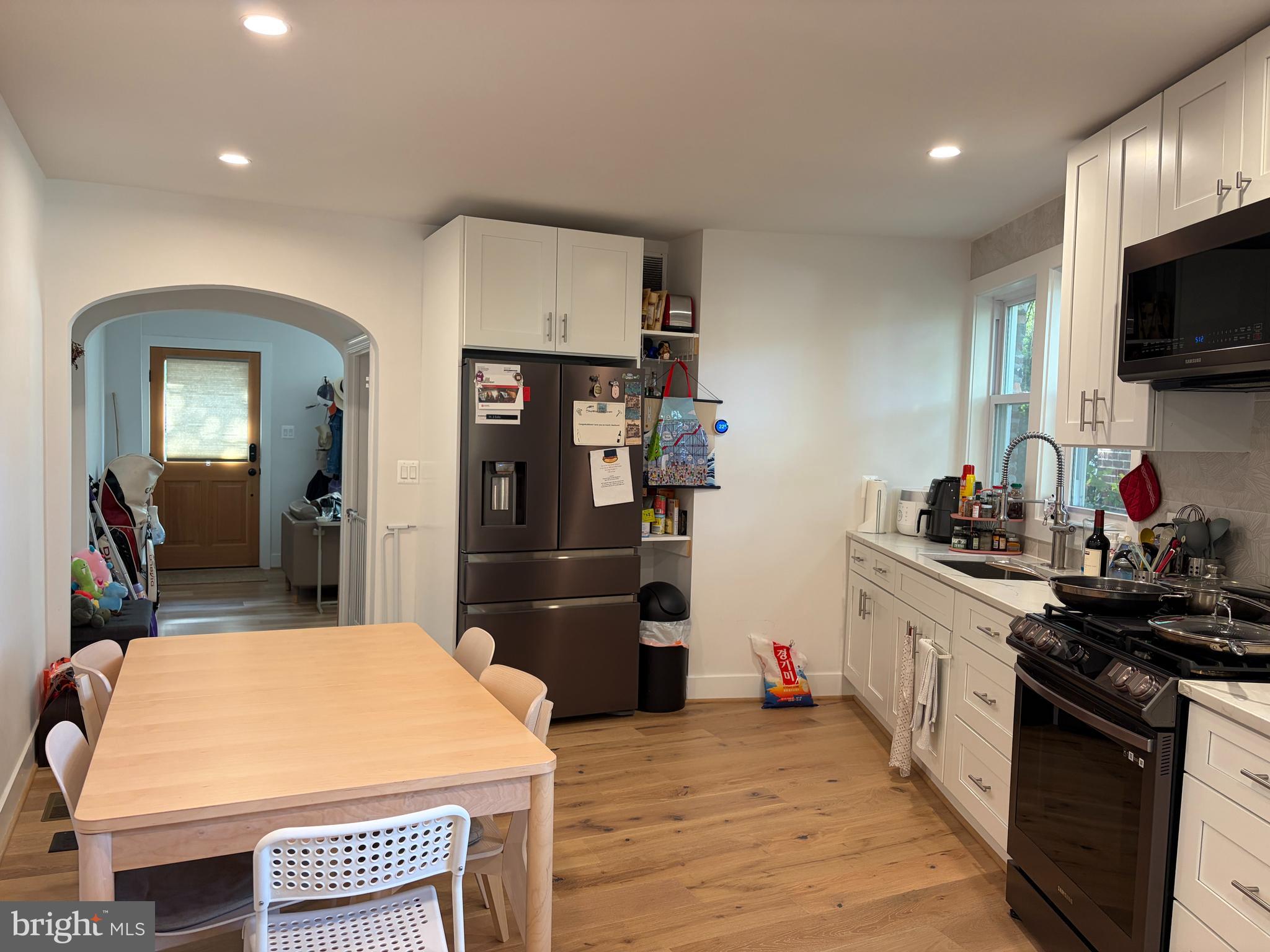 2211 OBSERVATORY PLACE NW