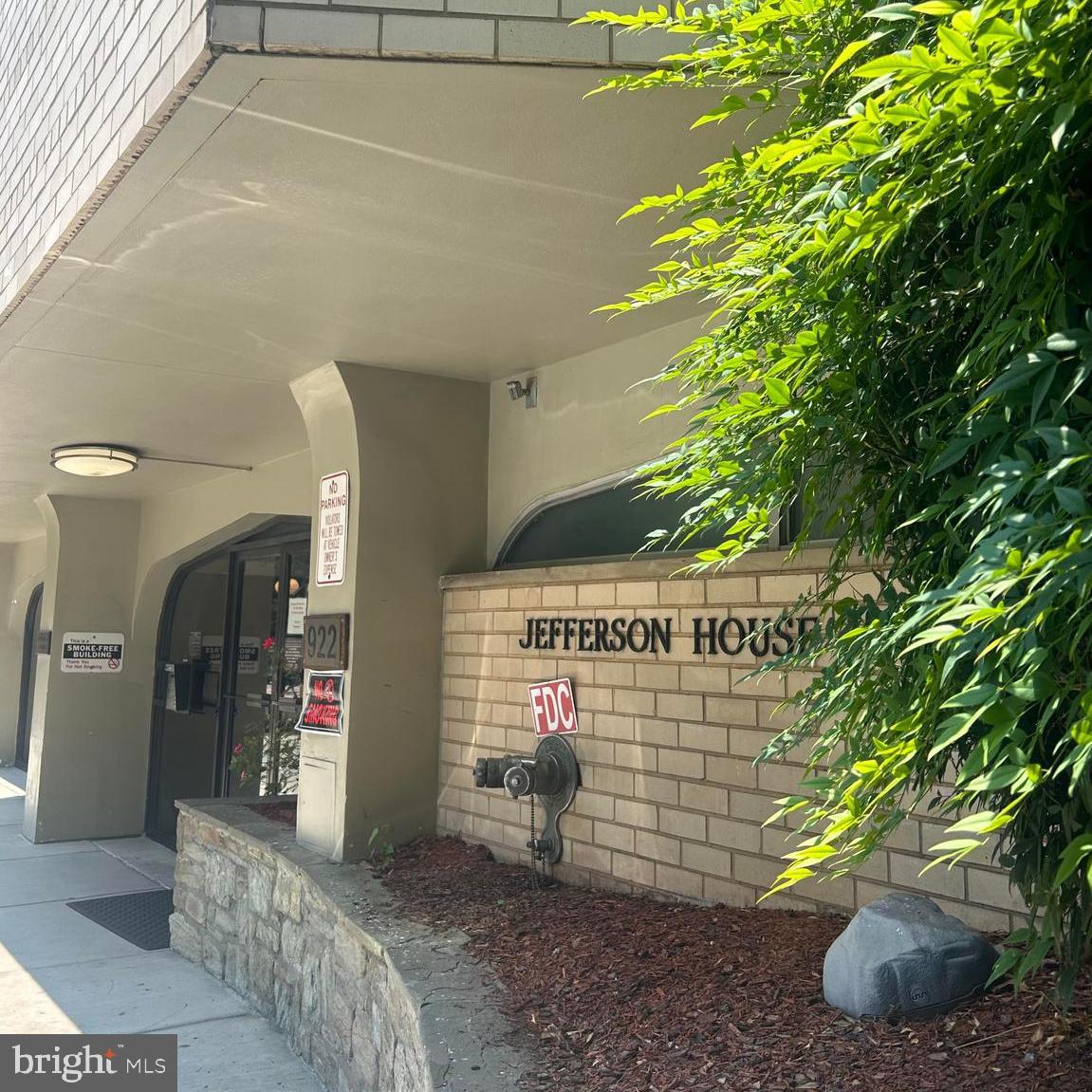 922 24TH STREET NW 608