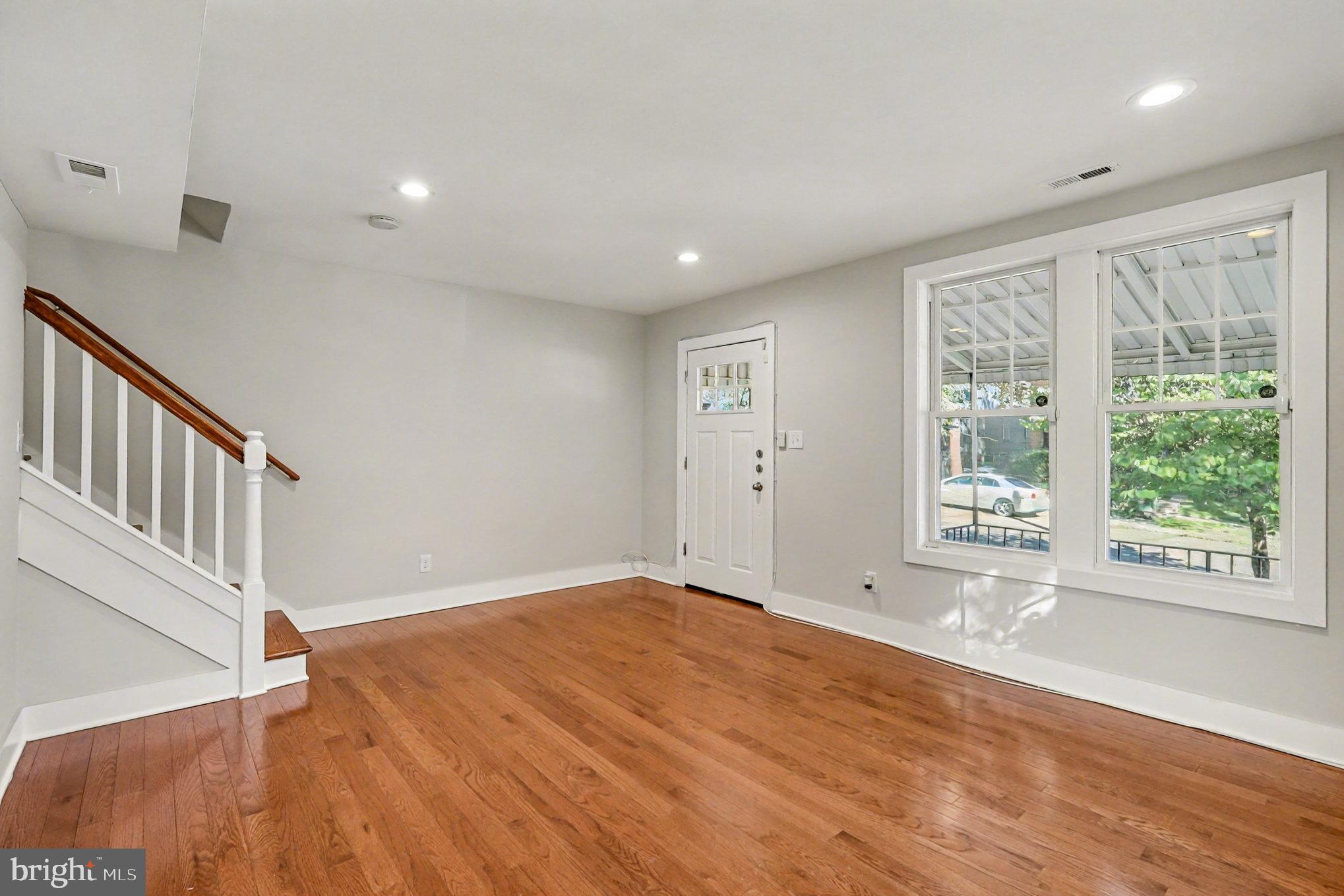 1719 FRANKFORD STREET SE