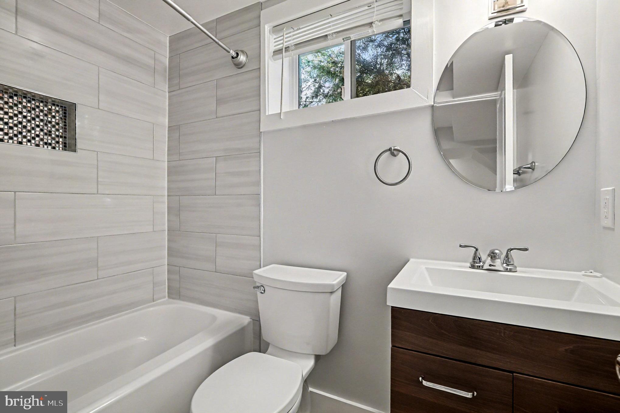 1719 FRANKFORD STREET SE