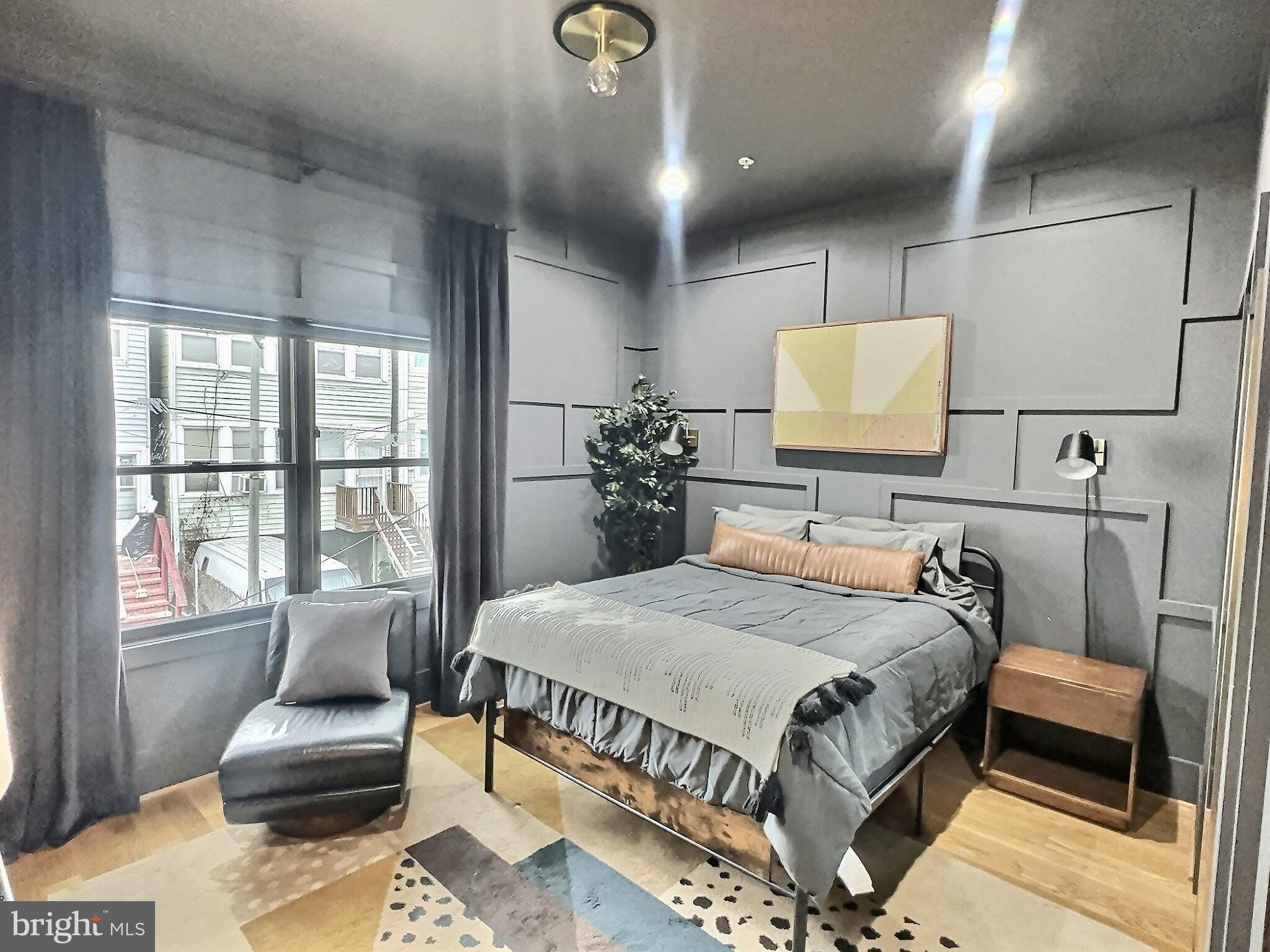 1420 STAPLES STREET NE 1