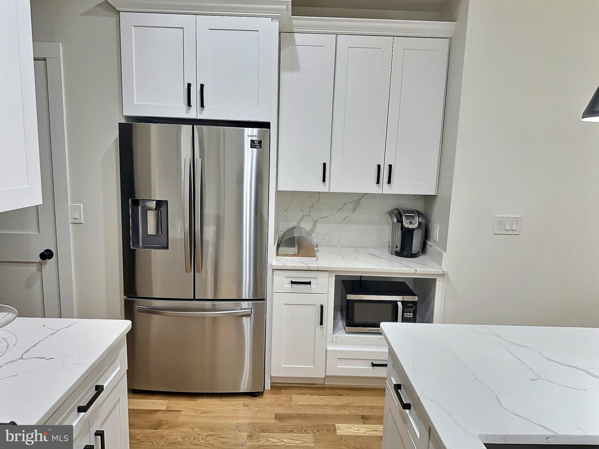 1420 STAPLES STREET NE 1