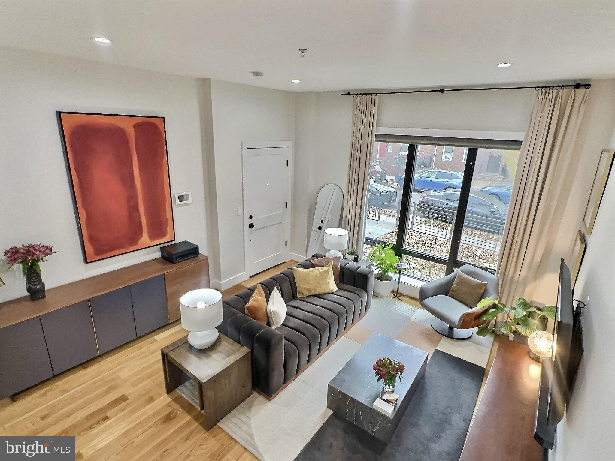 1420 STAPLES STREET NE 1