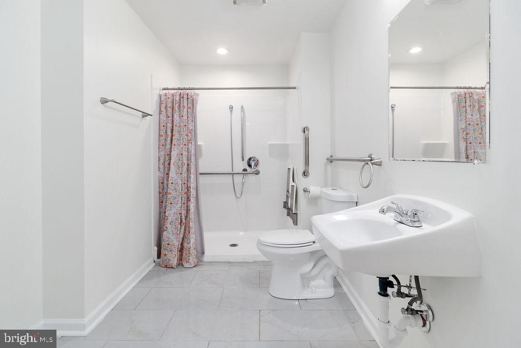 2726 FORT BAKER DRIVE SE