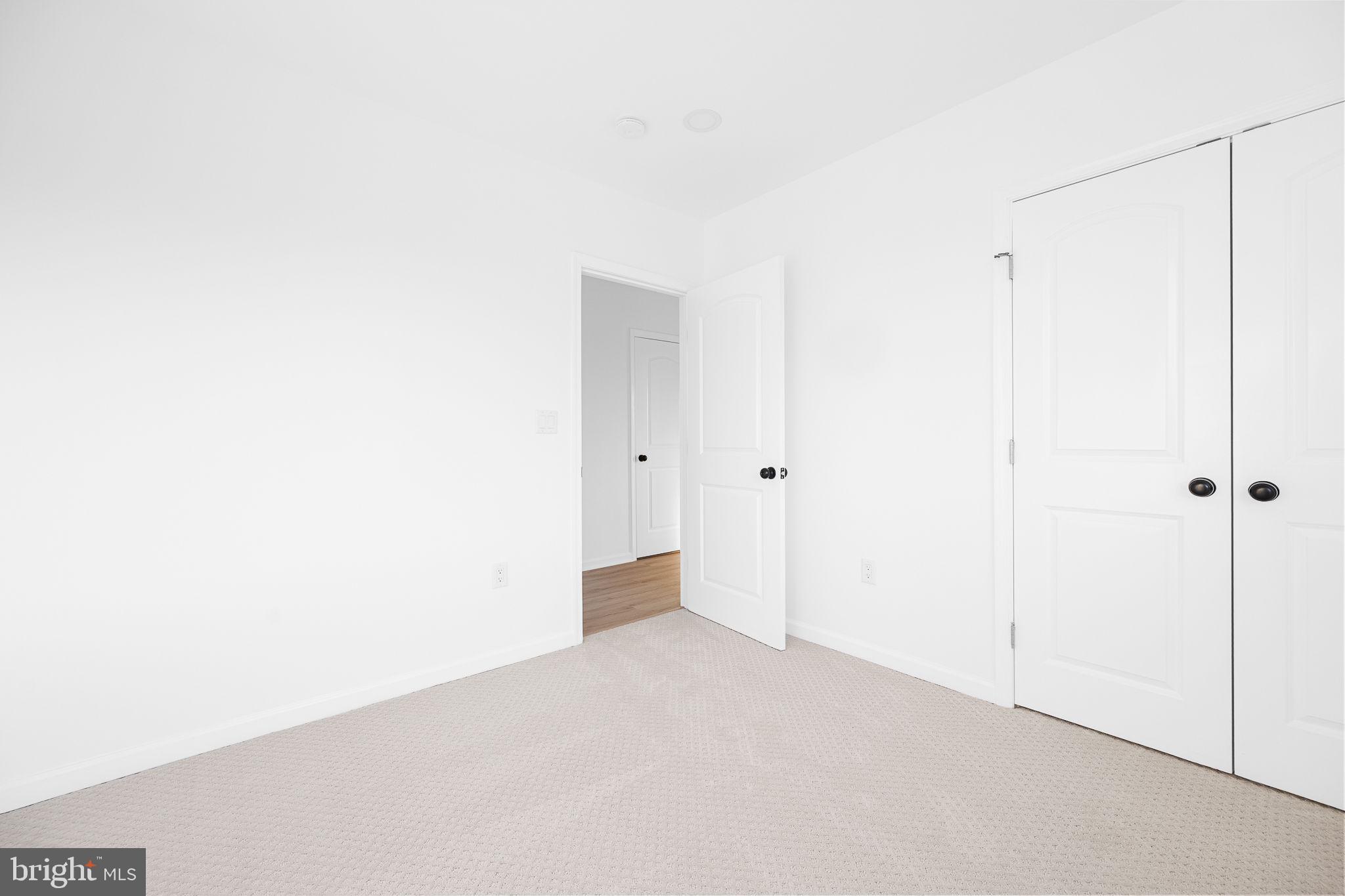 3108 ADAMS STREET NE