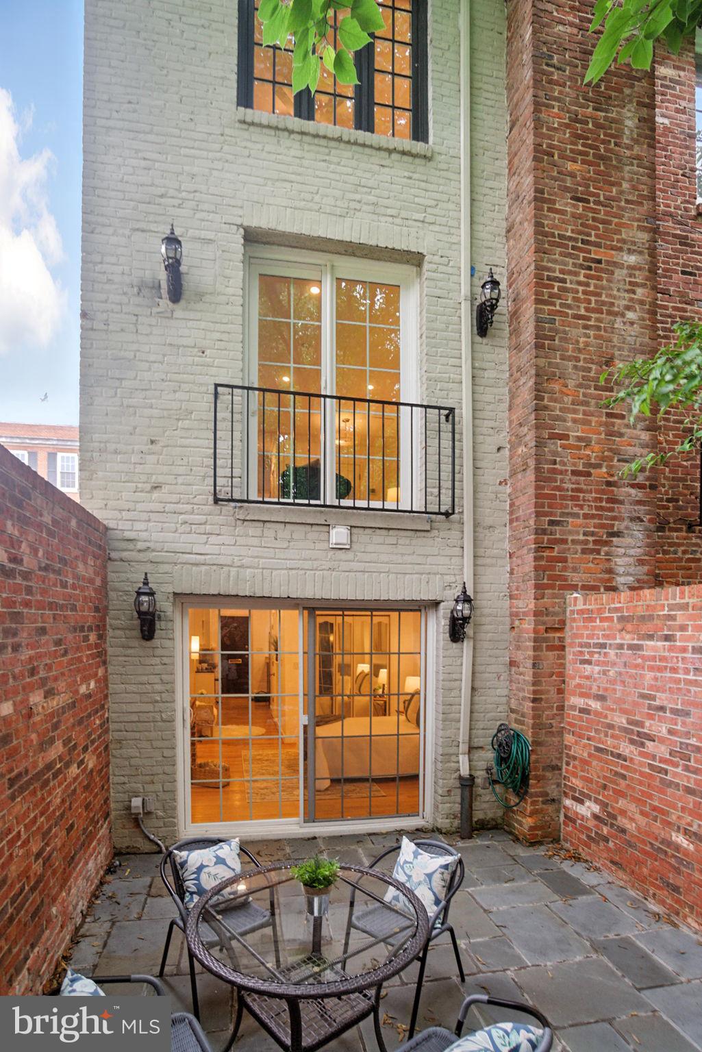 1072 30TH STREET NW LOWER