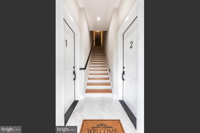 1420 STAPLES STREET NE 1