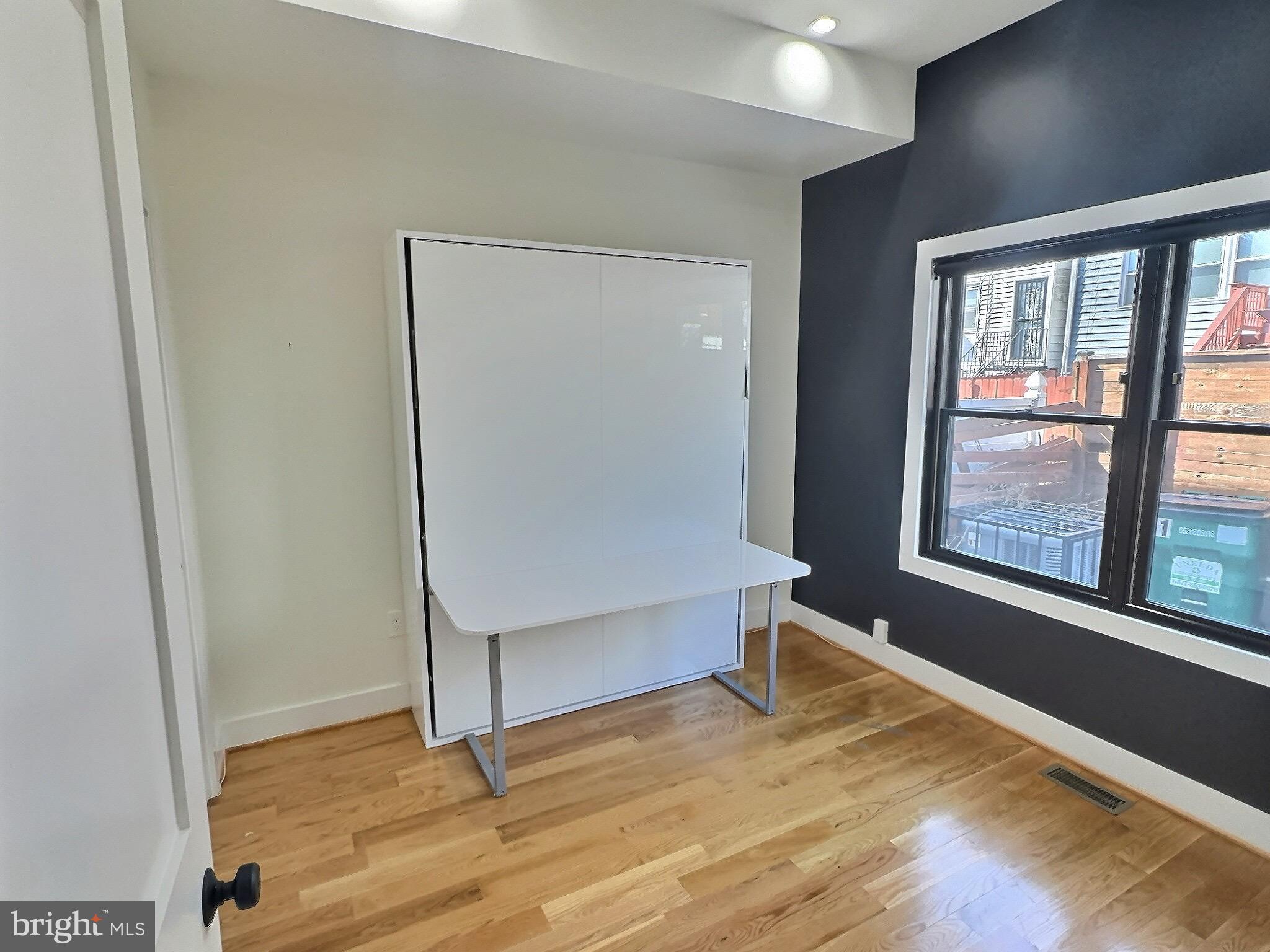 1420 STAPLES STREET NE 1