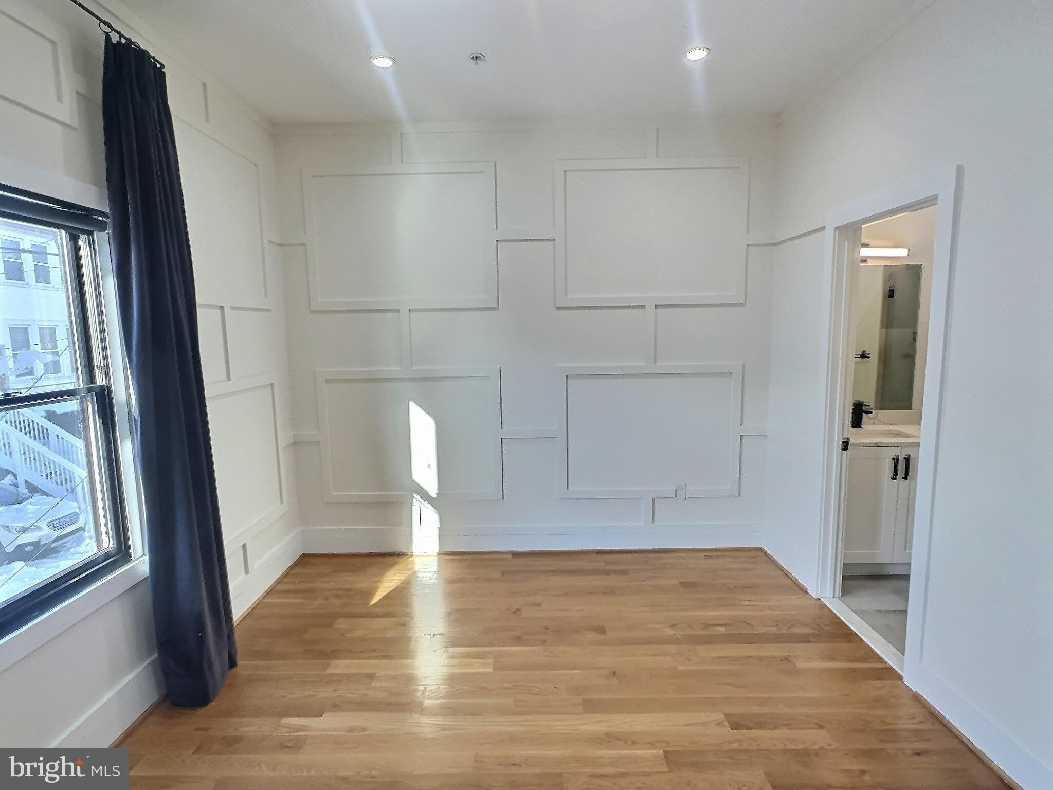 1420 STAPLES STREET NE 1