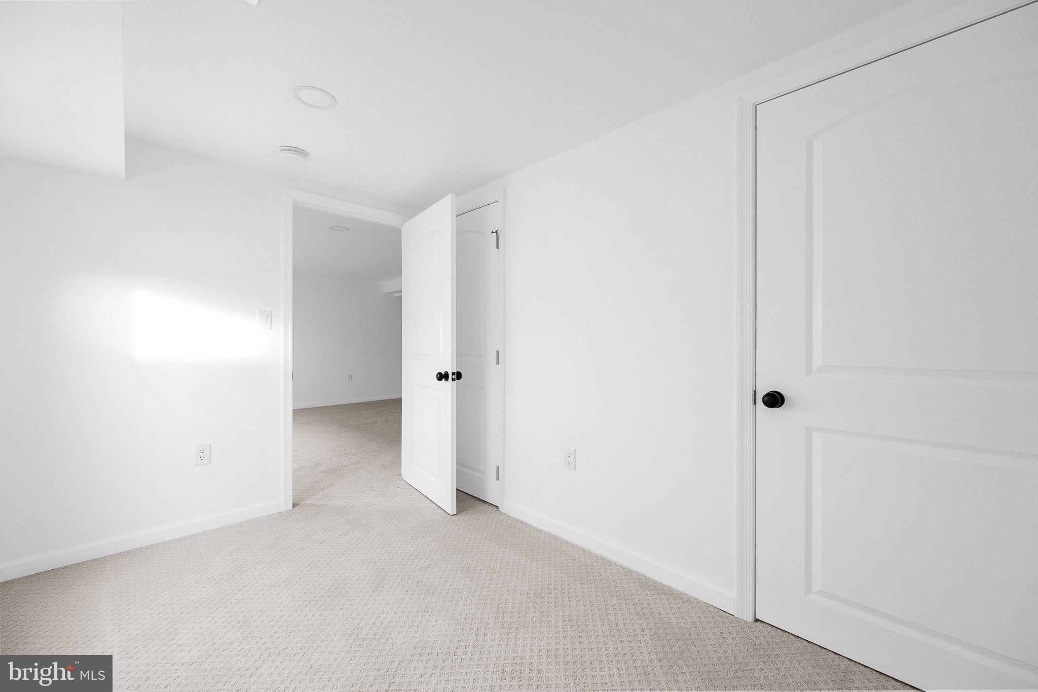 3108 ADAMS STREET NE