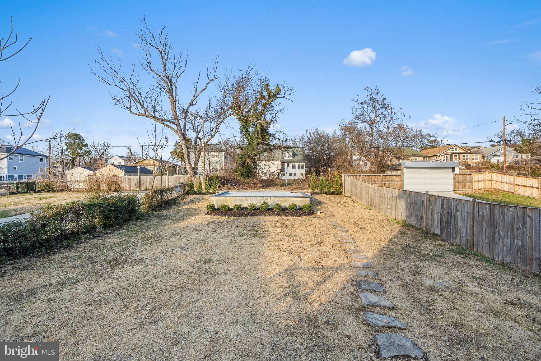 3108 ADAMS STREET NE