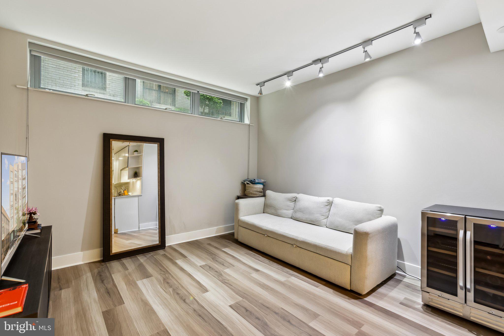 1311 13TH STREET NW T04