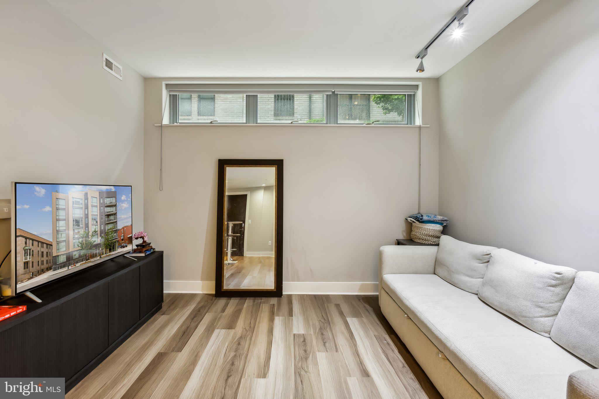 1311 13TH STREET NW T04