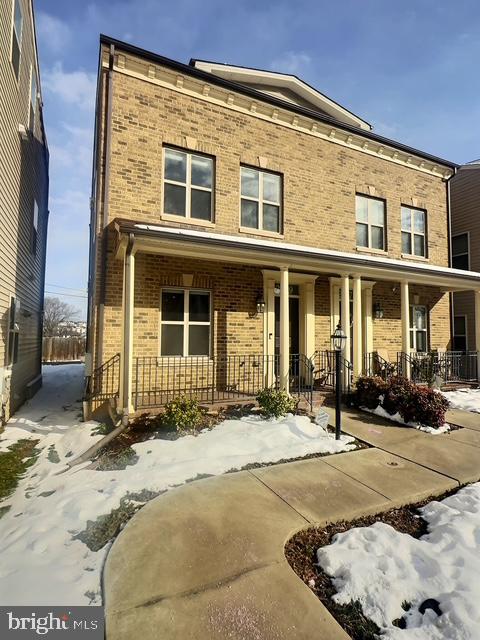 2179 HALF MOON PLACE NE