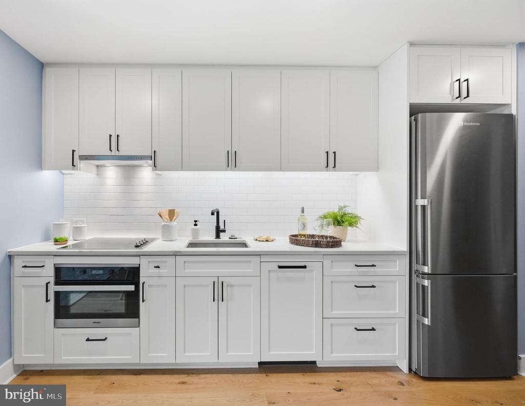 1211 VAN STREET SE 1007