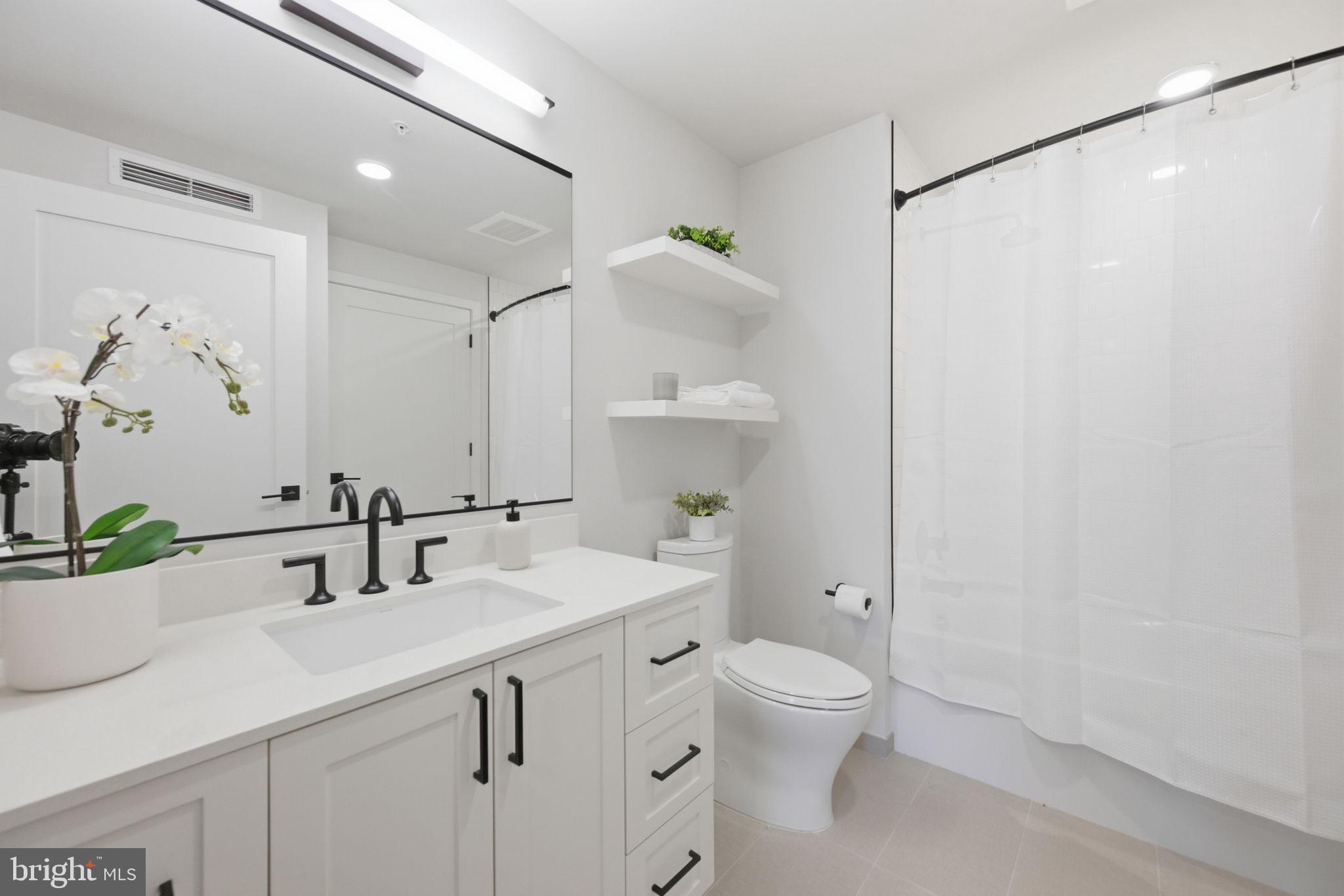 1211 VAN STREET SE 1007