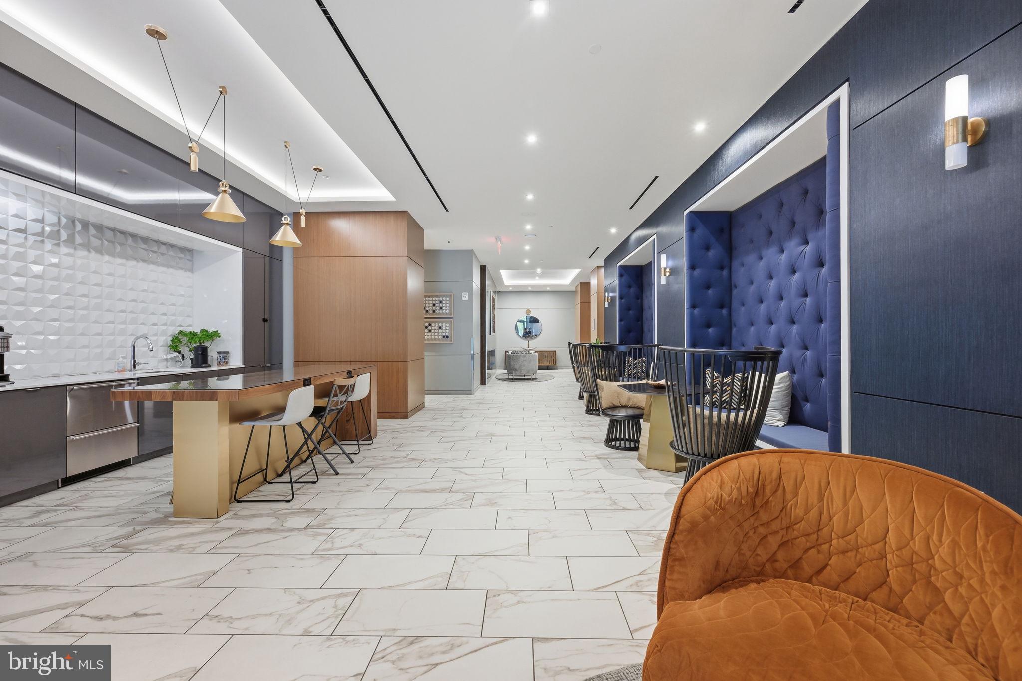1211 VAN STREET SE 1007