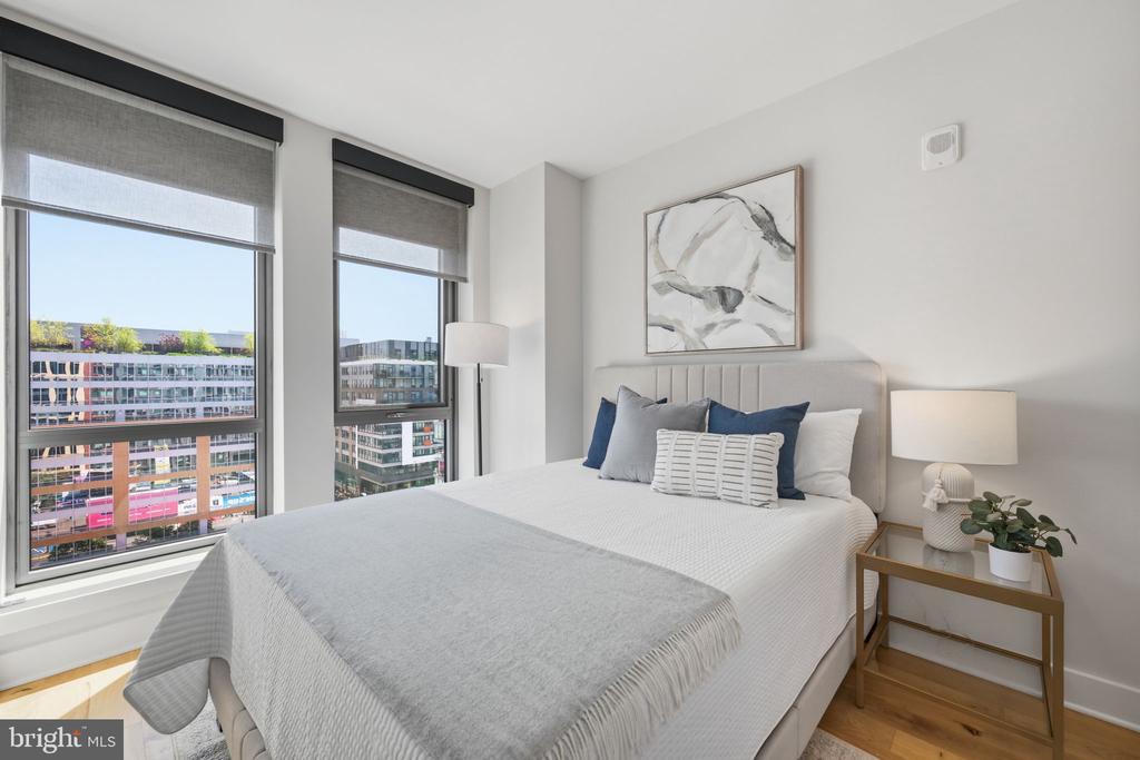 1211 VAN STREET SE 1007