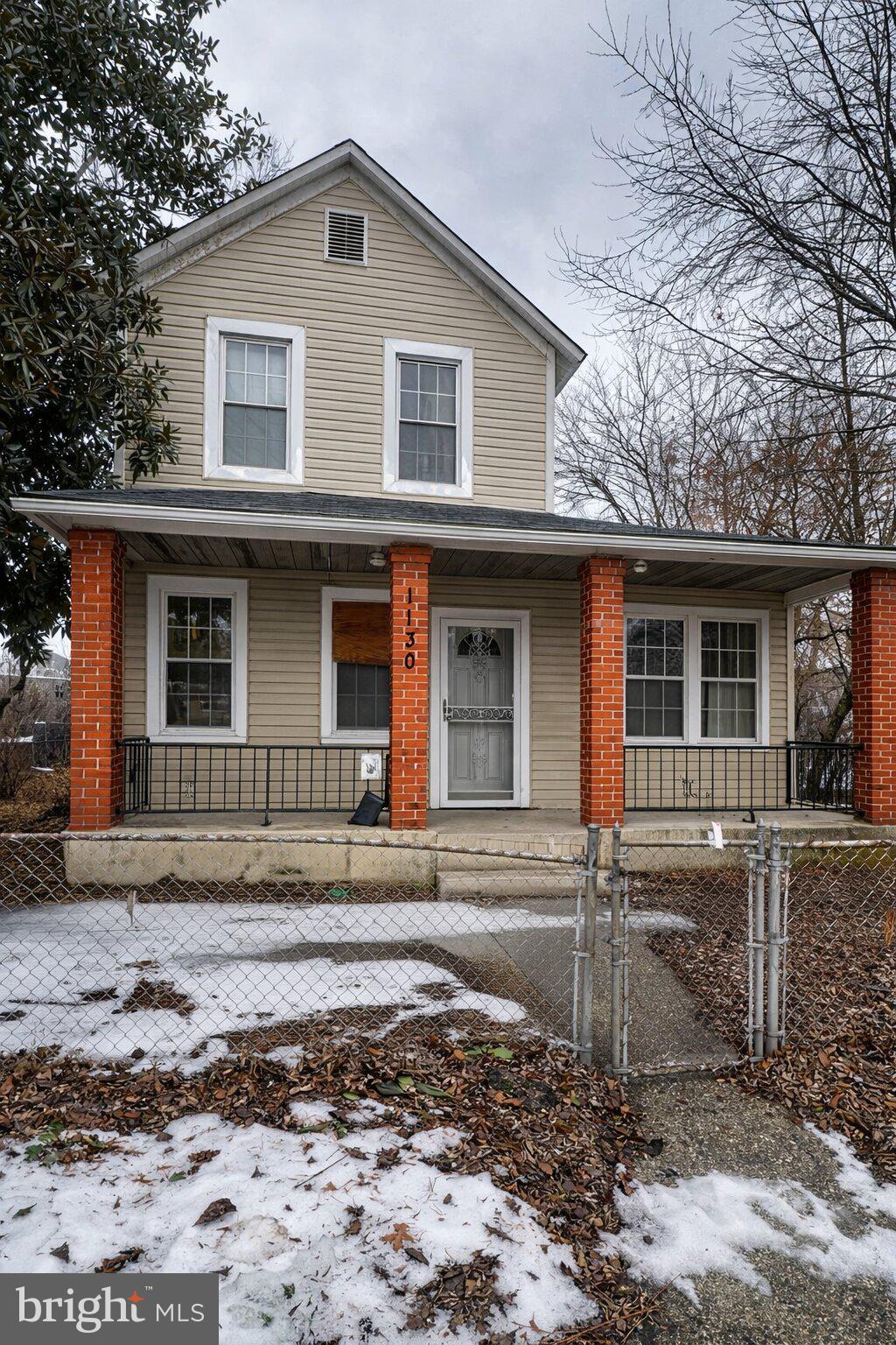 1130 47TH PLACE NE