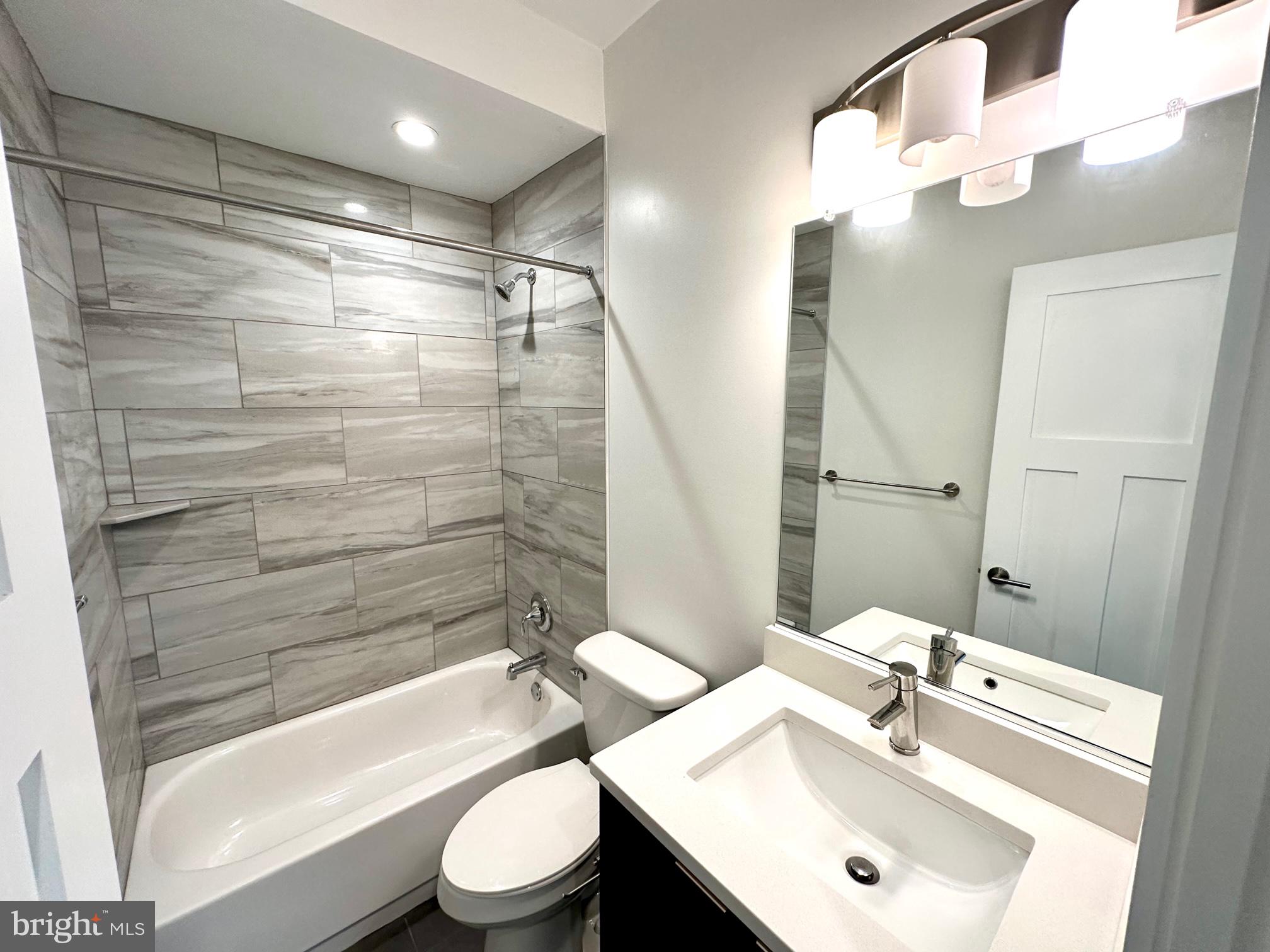 2900 12TH STREET NE 102