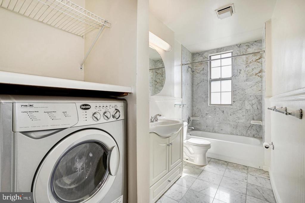 1401 COLUMBIA ROAD NW Unit: 215