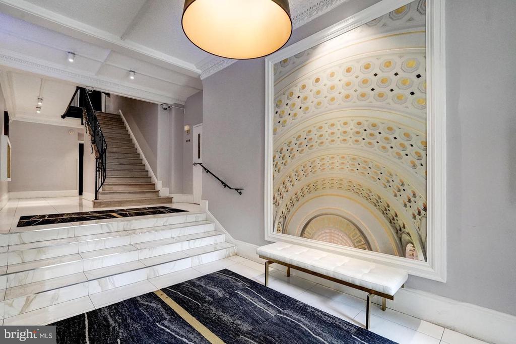 1401 COLUMBIA ROAD NW Unit: 215