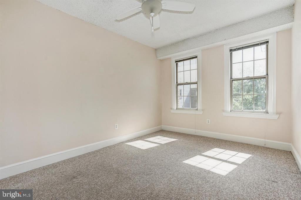 1401 COLUMBIA ROAD NW Unit: 215