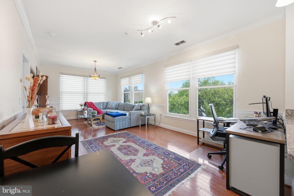 1391 PENNSYLVANIA AVENUE SE Unit: 463