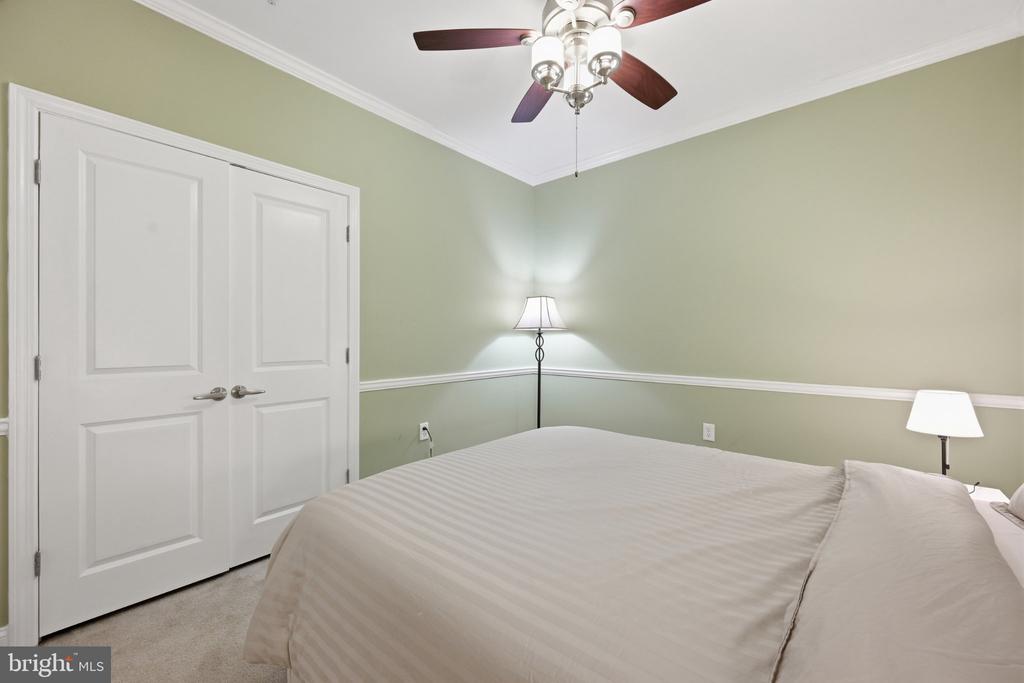 1391 PENNSYLVANIA AVENUE SE Unit: 463