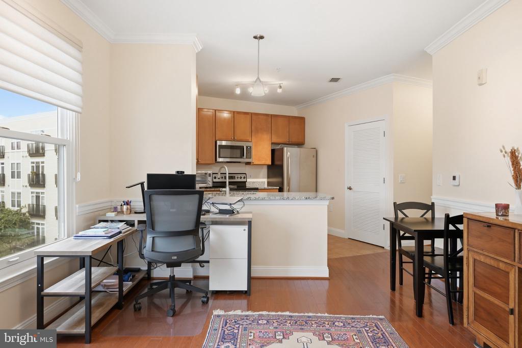 1391 PENNSYLVANIA AVENUE SE Unit: 463