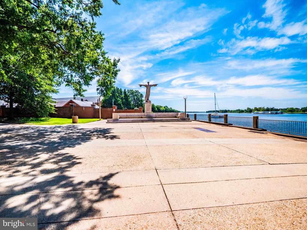 1425 4TH STREET SW Unit: A601