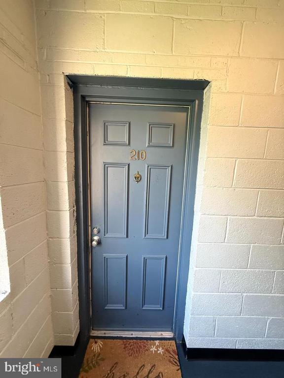 1920 NAYLOR ROAD SE Unit: 210