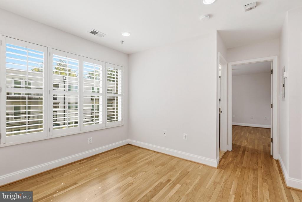 804 TAYLOR STREET NW Unit: 304