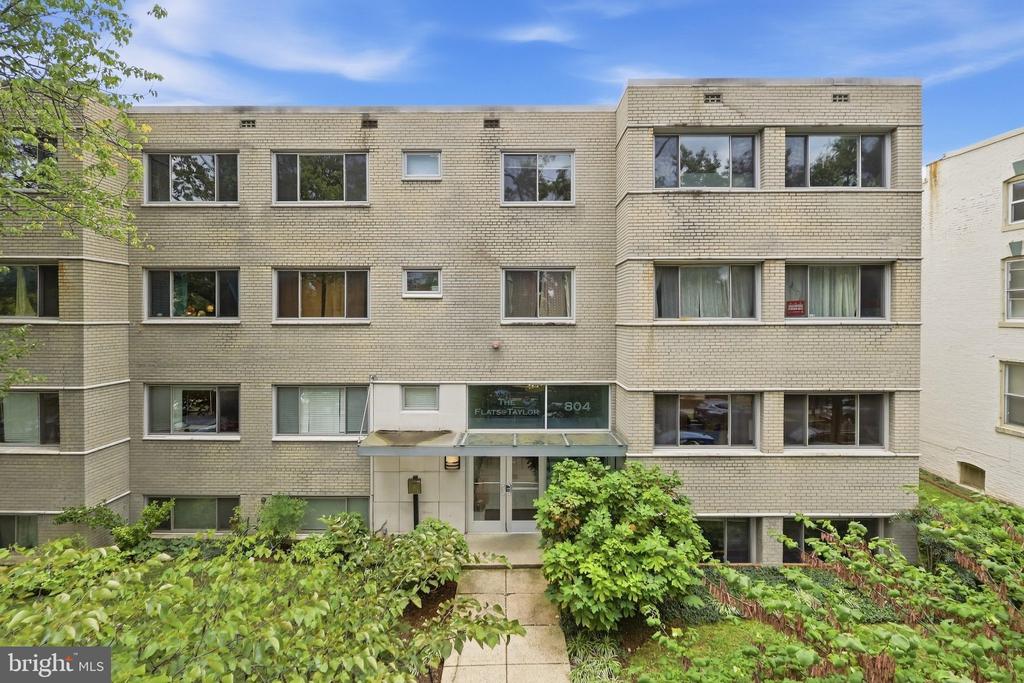804 TAYLOR STREET NW Unit: 304