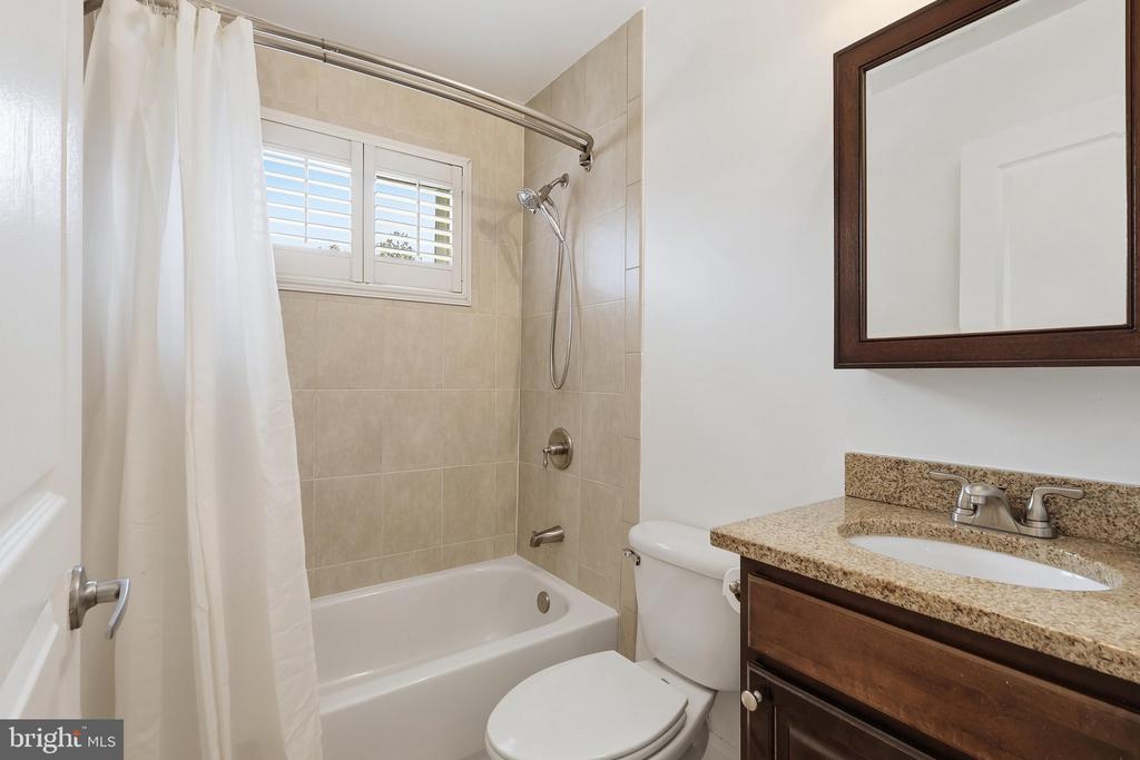 804 TAYLOR STREET NW Unit: 304