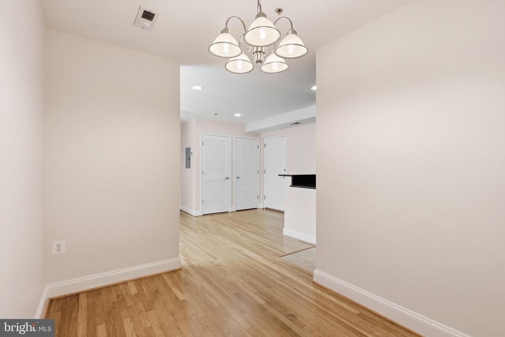 804 TAYLOR STREET NW Unit: 304