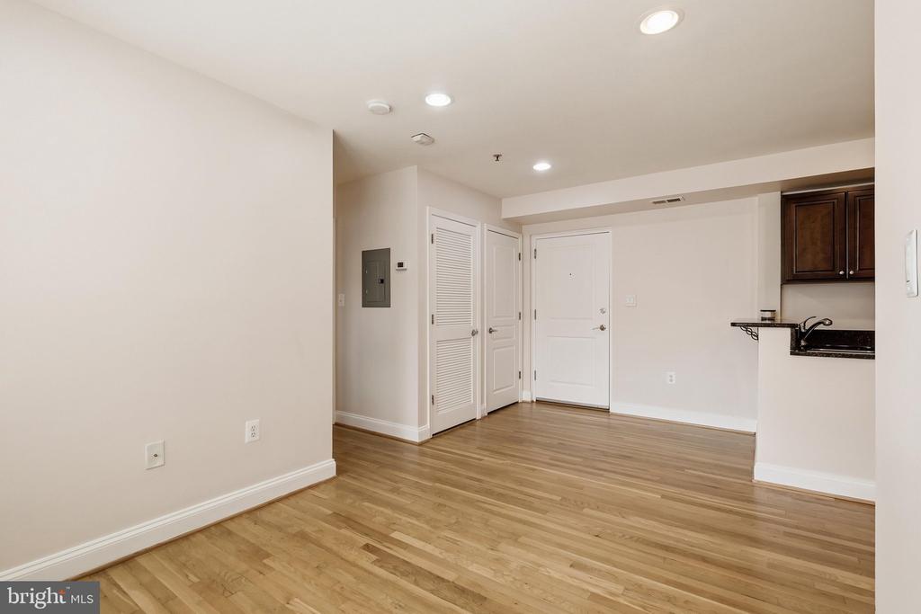 804 TAYLOR STREET NW Unit: 304