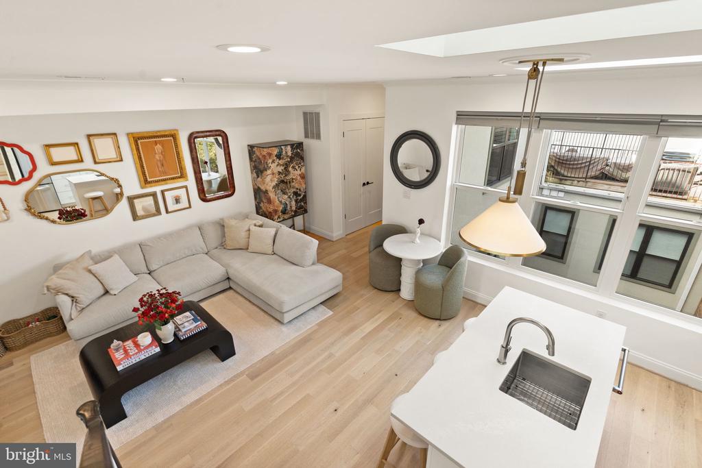 1721 20TH STREET NW Unit: 302